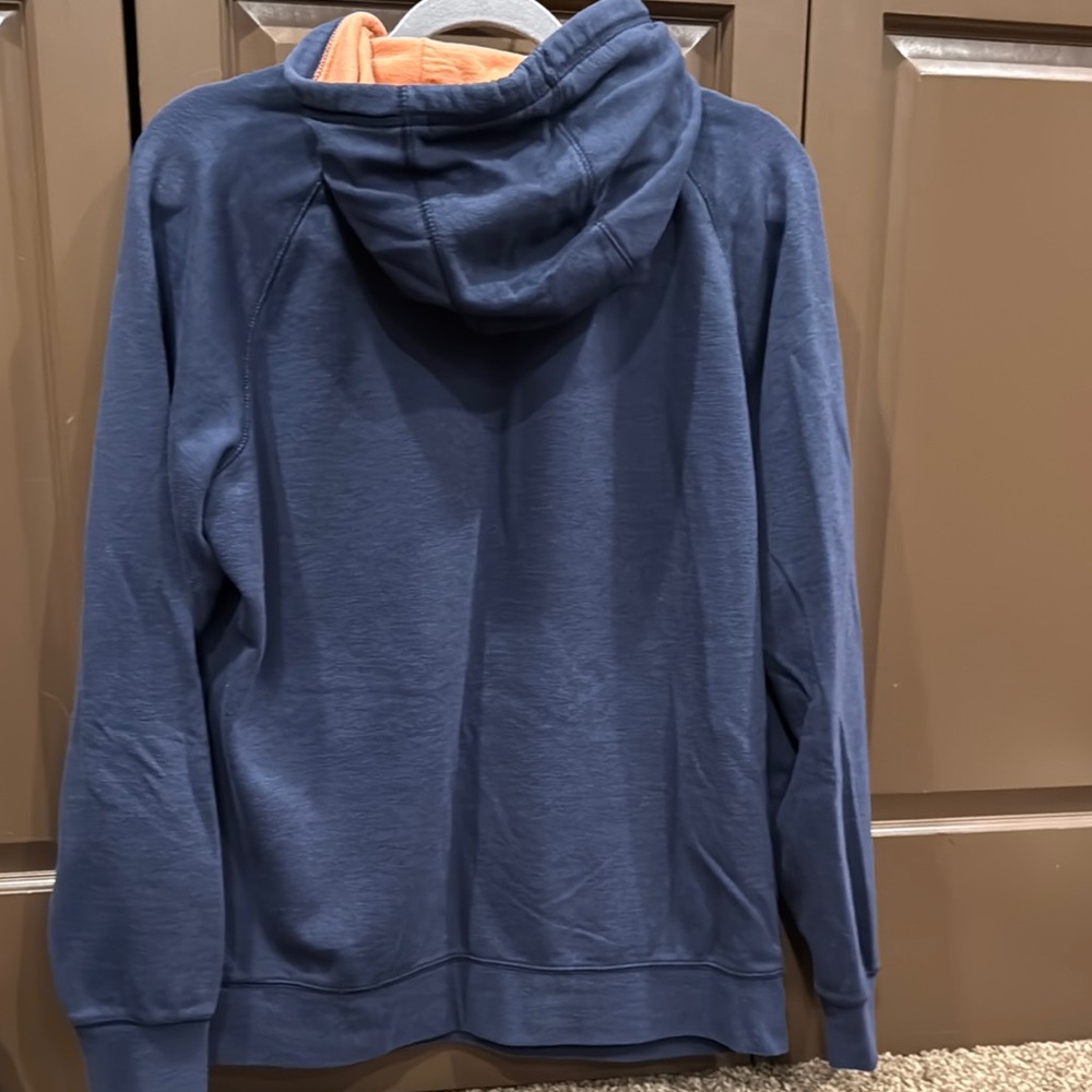 The North Face Navy Hoodie - Picture 5 of 5